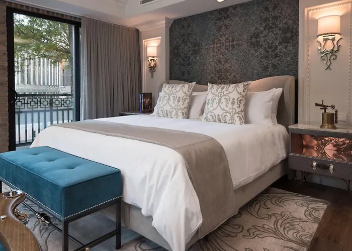 The Ivey'S Hotel