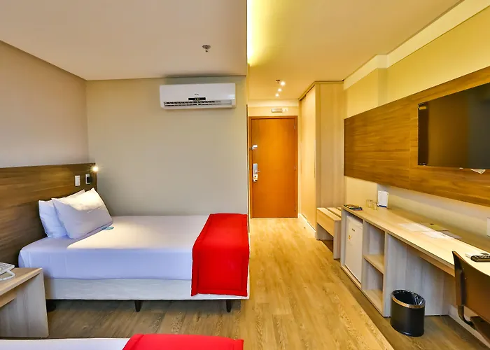Ibiza Plaza Hotel Anapolis