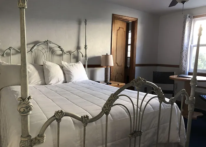 Hotels in Avalon