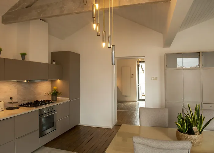 Charm Palace Oporto