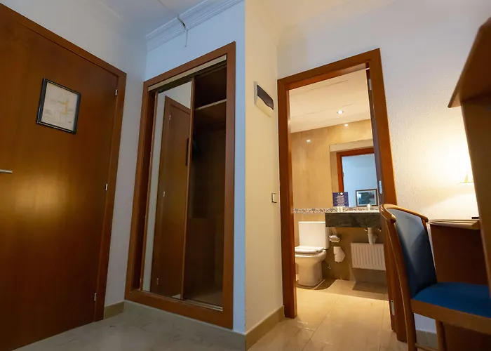 Hotel Risech Roses