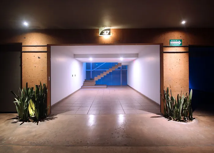 Motel Via Tijuana