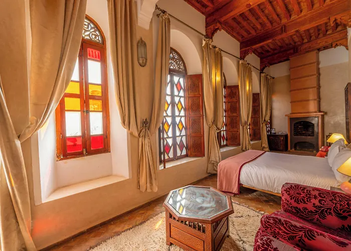 Riad Le J