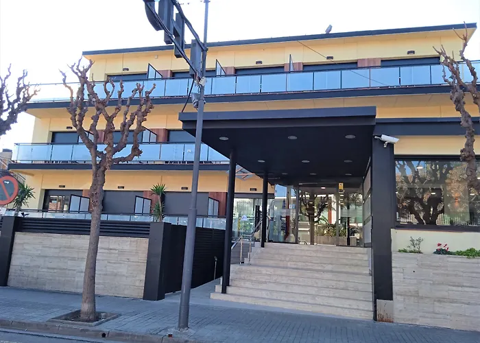 Hotel 153