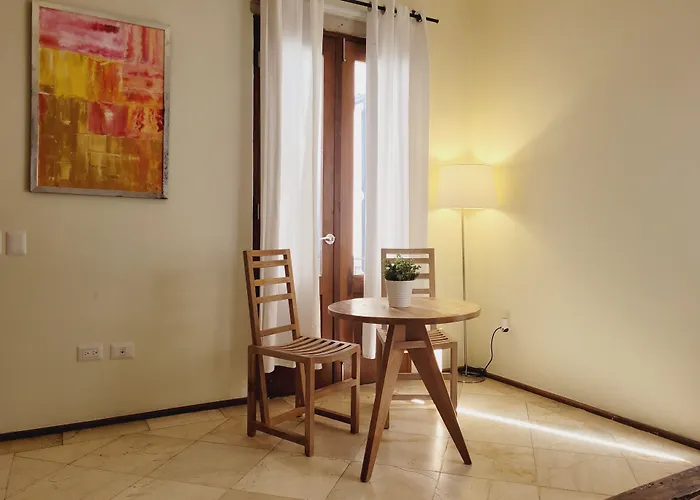 Luca Hotel