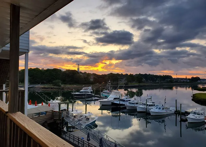The Hotel At Cape Ann Marina Gloucester