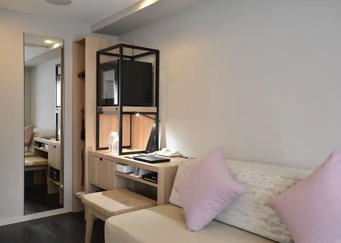 Premier Hotel Cabin Shinjuku