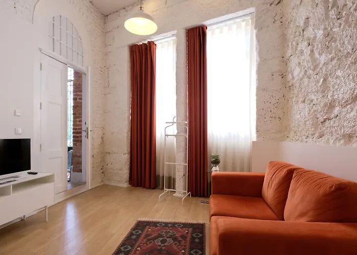 Bemyguest - Loft Guest House Jardim das Mães Charming Viseu