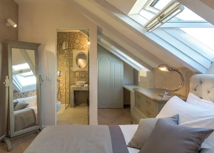 Procurator 7 Luxury Rooms