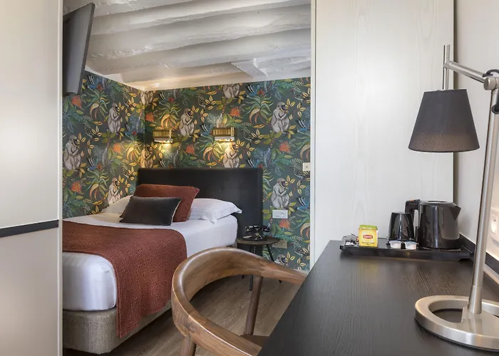 Hotel Jeanne D'Arc Le Marais Paris