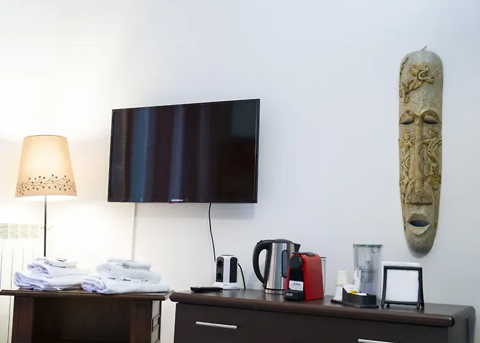 Salotto Piramide Bed and Breakfast Rome