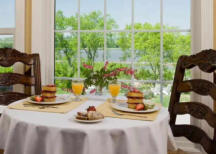 Goldmoor Inn & Resort Galena