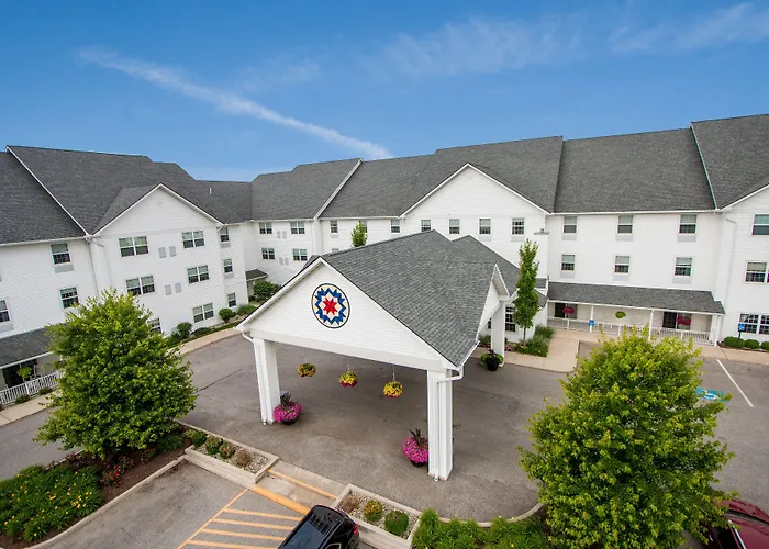 Blue Gate Garden Inn Shipshewana