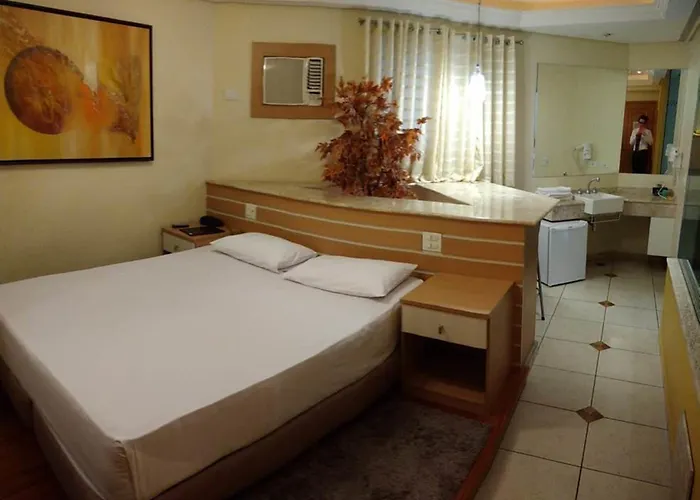 Hotel Luni