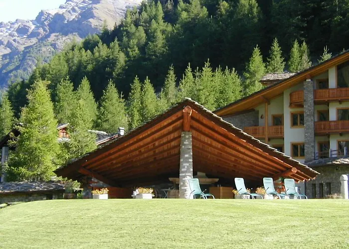 Eco Wellness Hotel Notre Maison Cogne