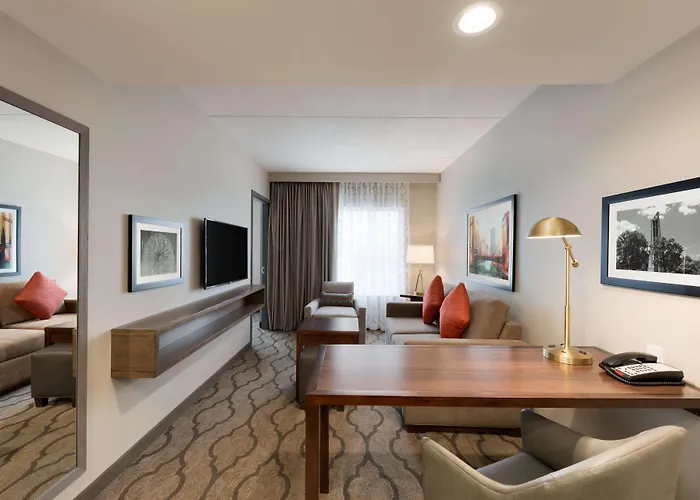 Embassy Suites By Hilton Chicago Naperville