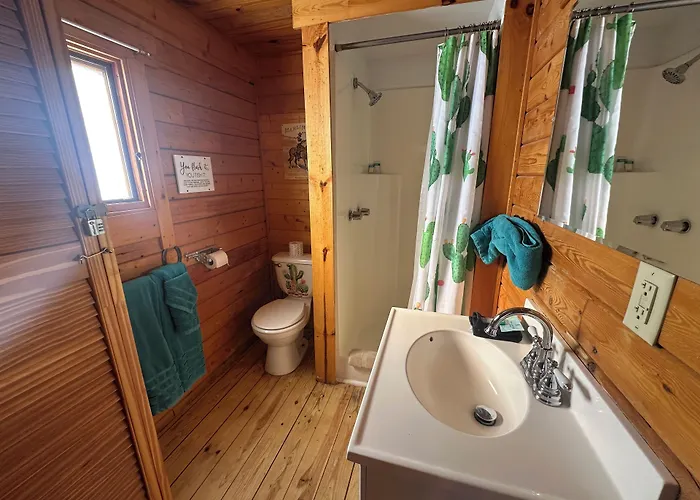 Katie'S Cozy Cabins Tombstone
