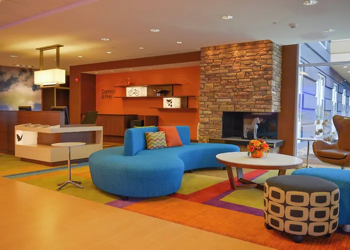 Fairfield Inn And Suites Canton South