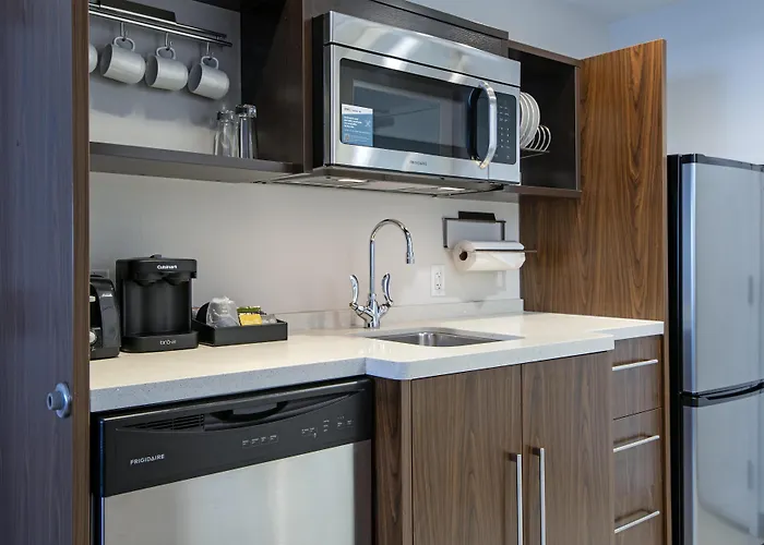 Home2 Suites By Hilton West Edmonton