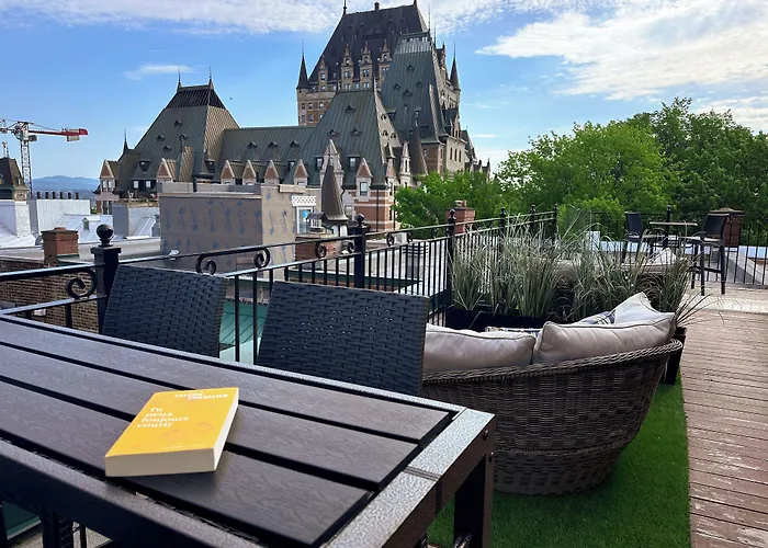 Hôtel Manoir Vieux-Québec