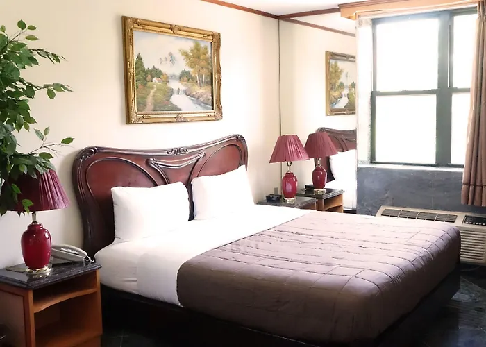 Paris Suites Hotel