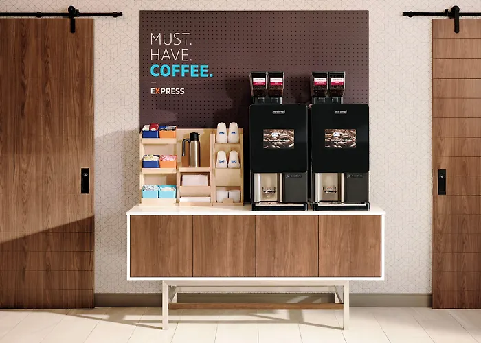Holiday Inn Express & Suites Cambridge By Ihg