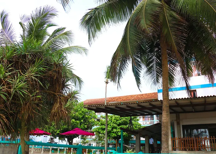 Topaz Beach Hotel Negombo