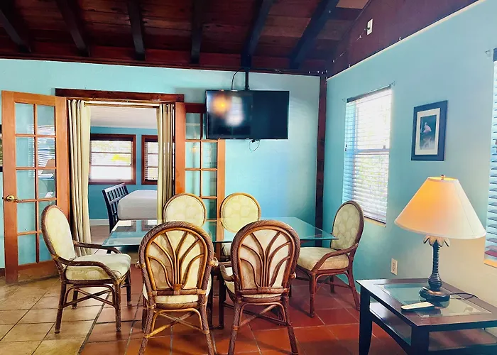 The Pelican Key Largo Cottages
