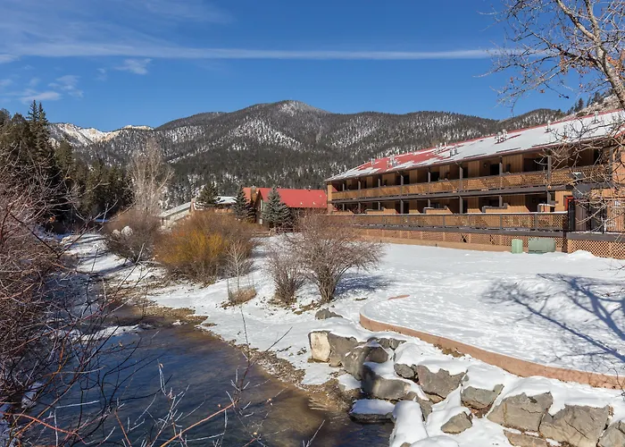 Worldmark Red River