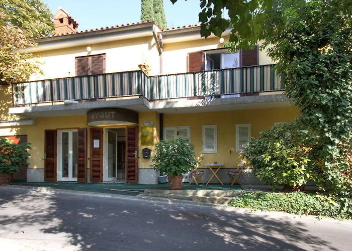 Forgotten Garden Apartments Portorose