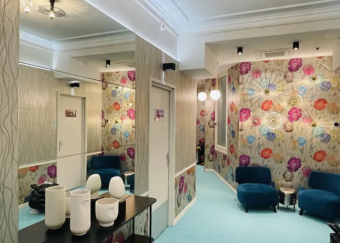 Hotel 33 Marbeuf Parigi