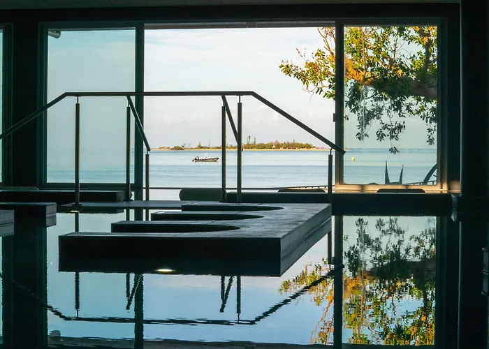 Chateau Royal Beach Resort & Spa, Nouméa