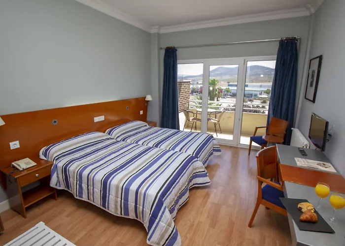 Hotel Azar Plasencia