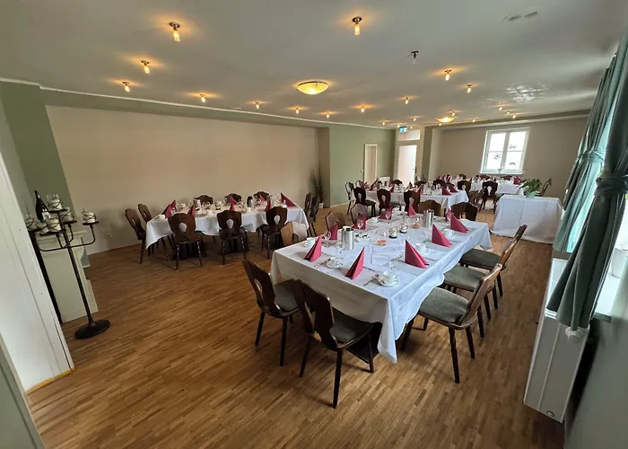 Hotel LEANO