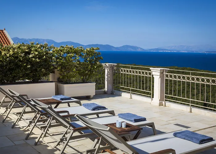 Almyra Hotel