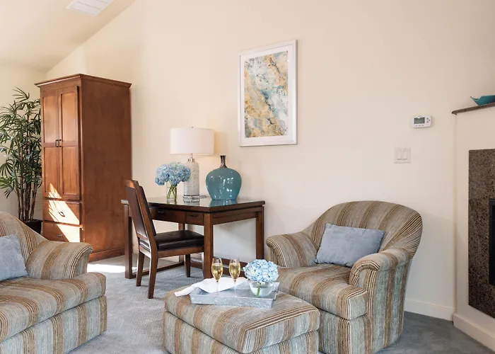 Inn On Lake Granbury A Boutique Hotel