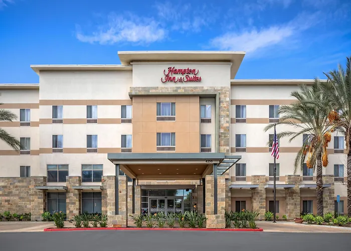 Hampton Inn & Suites Riverside/Corona East