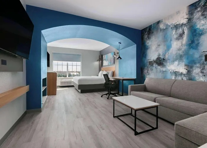La Quinta Inn & Suites By Wyndham Ft Worth-Burleson