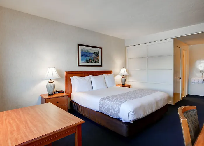 Newport Channel Inn Newport Beach