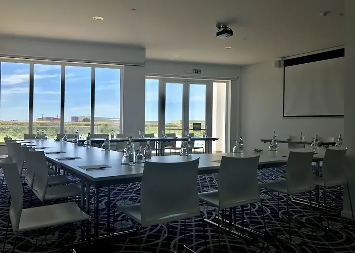 Mh Peniche Hotel
