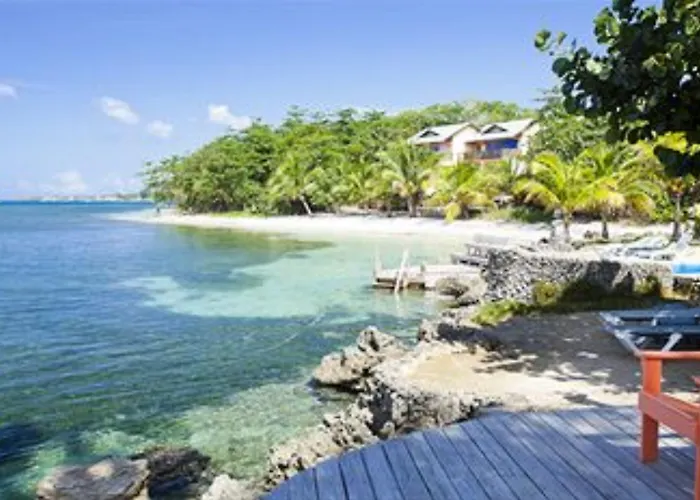 Las Rocas Resort And Dive Center