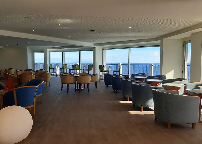 Hotel Roca Mar