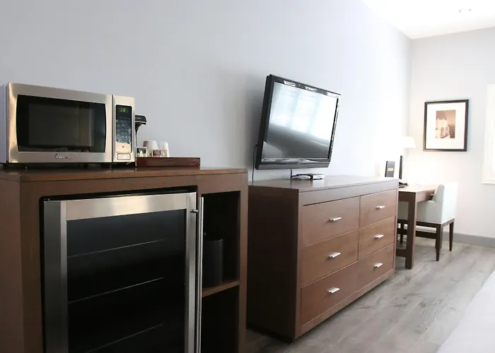 Blvd Hotel And Studios Universal-Hollywood, An Ascend Collection Hotel