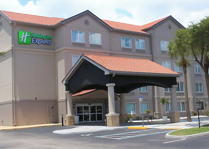 Holiday Inn Express Venice By Ihg Venice Gardens