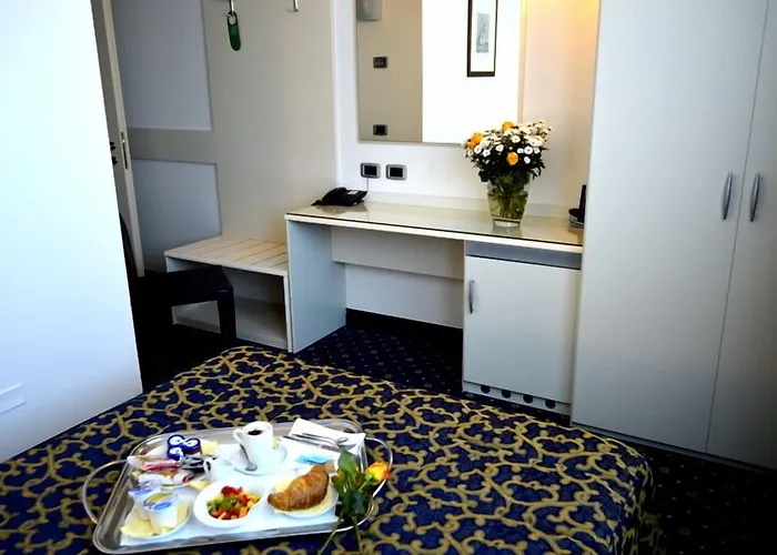 Hotel Omnia