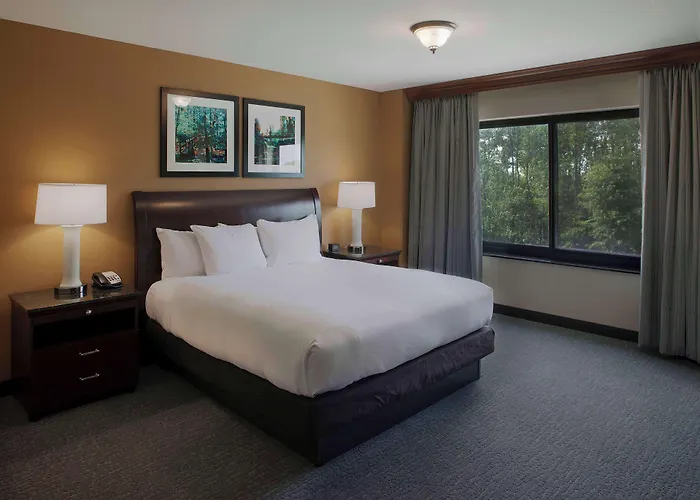 Doubletree Suites By Hilton Bentonville