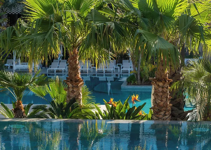 Aqua Hotel Silhouette & Spa - Adults Only