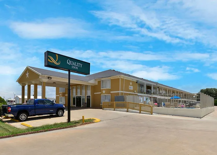 Quality Inn Gonzales