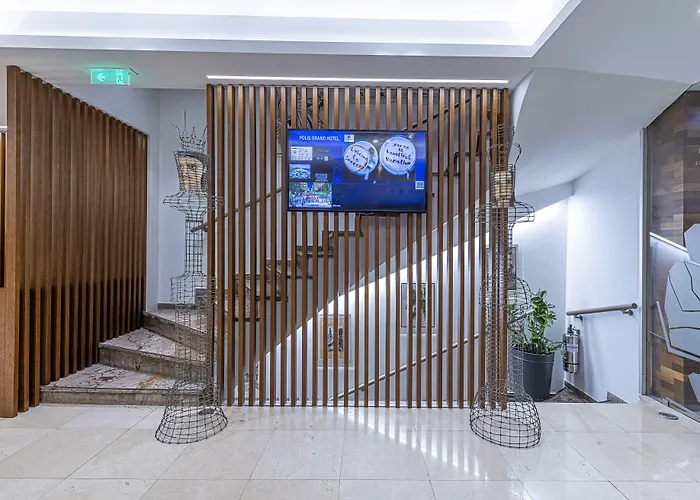 Polis Grand Hotel Athen