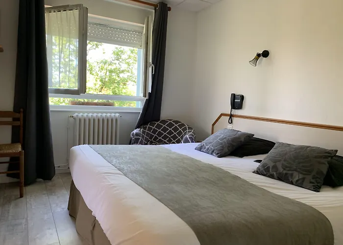 Hotel Les Camelias à Bagnoles de l'Orne Normandie